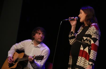 PREDSTAVITEV KNJIGE MAKSIM GASPARI ROBERTA KUŽNIKA 09 FOTO LJUBO VUKELIČ